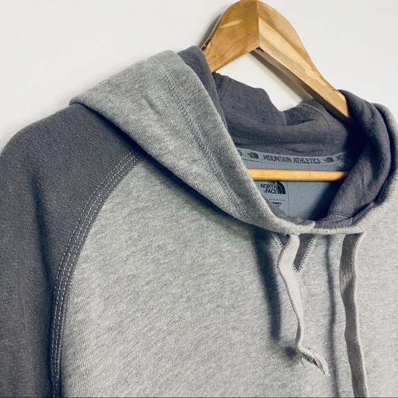 NORTH FACE | GREY FLASHDRY HOODIE - Picture 5 of 6